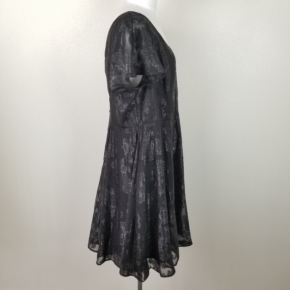 Torrid Black Floral Sparkly Dress Cap Sleeve 14 - Picture 5 of 7